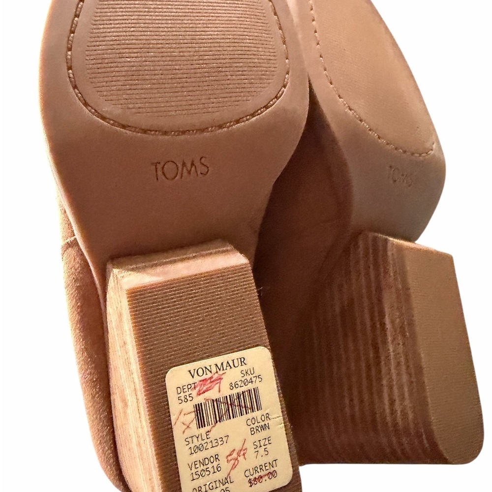 TOMS Noa Ankle Boots Size 7.5 See Pic Small Scratch On Back Heel - Picture 6 of 6